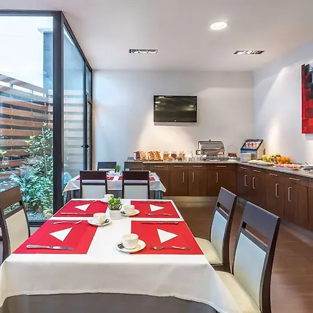 Szálloda Occidental 4*